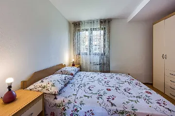 2-Bedroom Apartment in Rovinj for 4 Guests
