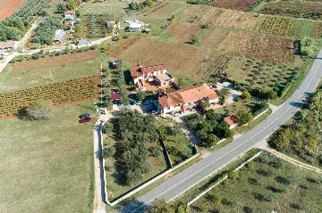 2-Bedroom Apartment in Rovinj for 4 Guests