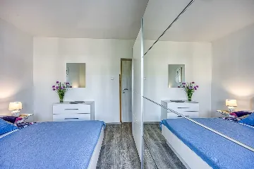 Rovinj 2-Bedroom Apartment for Up to 6