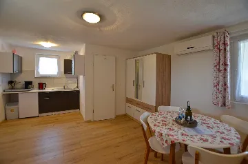 Rovinj Apartment with Private Parking for 4