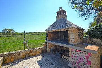 Rovinj Apartment with Private Parking for 4