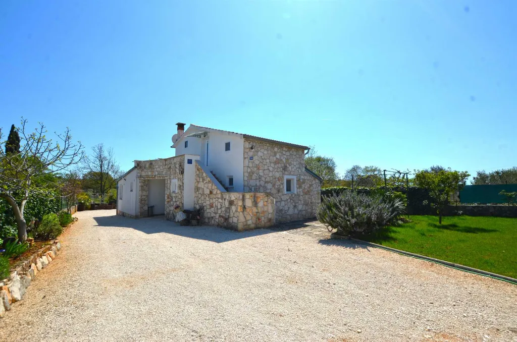 Rovinj Apartment with Private Parking for 4