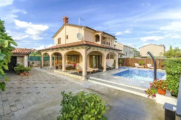 Rovinj 3-Bedroom Villa with Private Pool