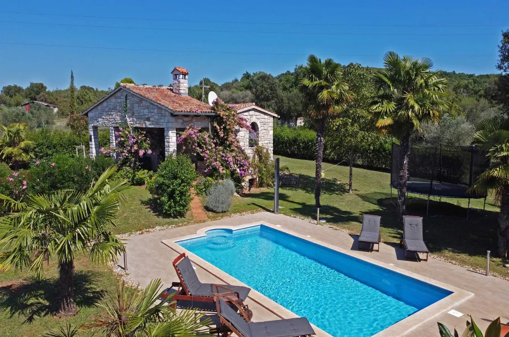 Rovinj Villa with Private Pool for up to 5