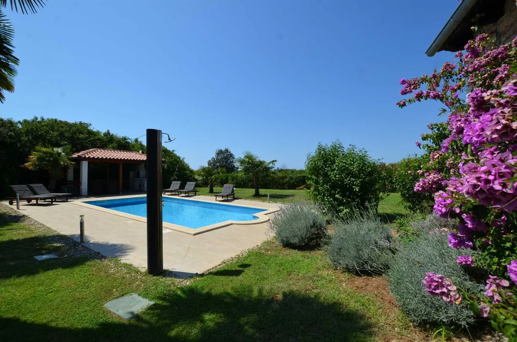 Rovinj Villa with Private Pool for up to 5