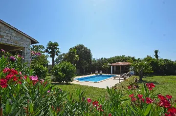 Rovinj Villa with Private Pool for up to 5