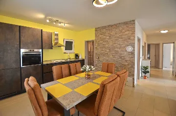 3-Bedroom Apartment in Rovinj with Private Terrace