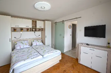 Newly Renovated Studio Apartment in Rovinj for 2