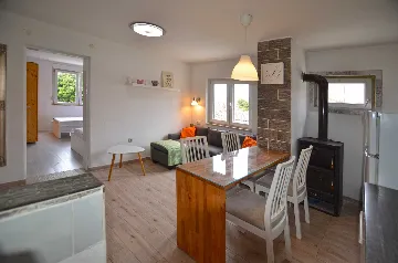 Rovinj Apartment for Up to 4 Guests with Parking