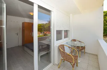 Rovinj Apartment for Up to 4 Guests with Parking