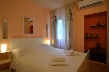 Old Town Rovinj Apartment with Shared Garden