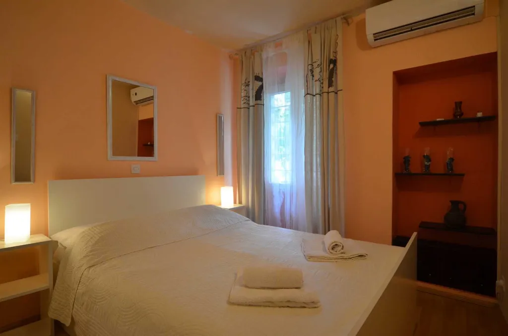 Old Town Rovinj Apartment with Shared Garden