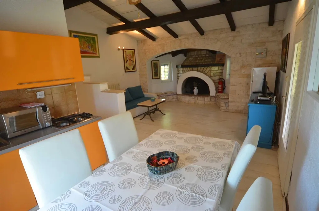Rovinj Holiday House for 10 Guests