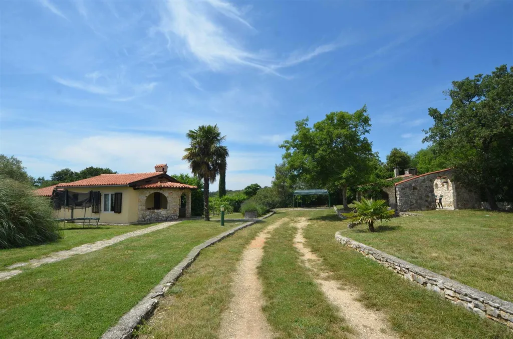 Rovinj Holiday House for 10 Guests
