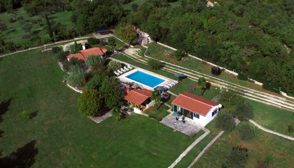 Rovinj Holiday House for 10 Guests