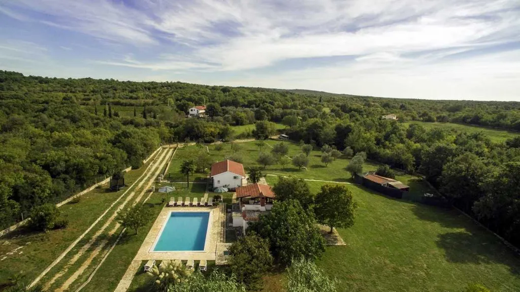 Rovinj Holiday House for 10 Guests