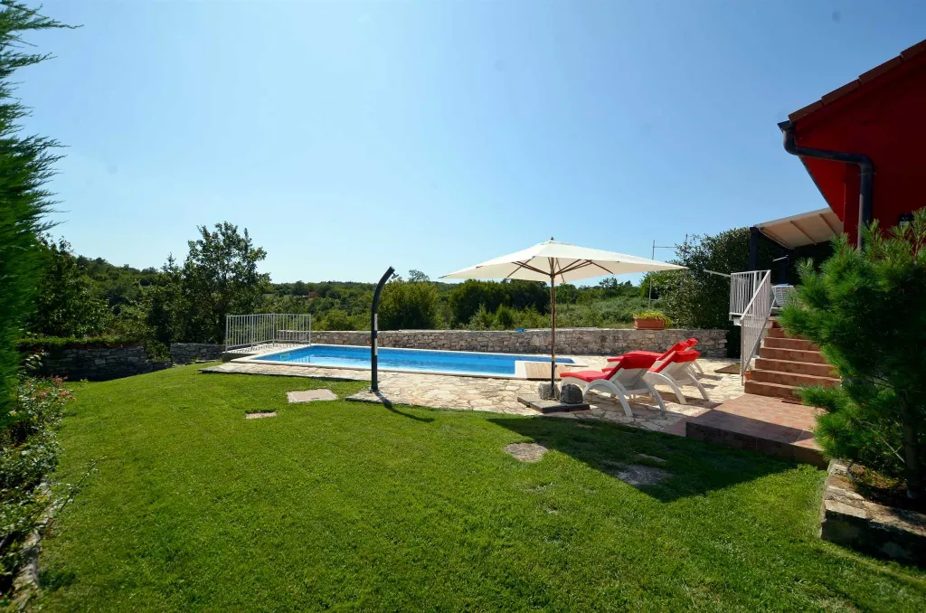 Private Pool Villa in Kanfanar