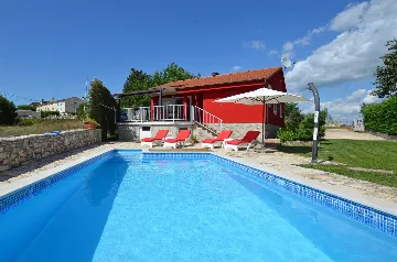 Private Pool Villa in Kanfanar