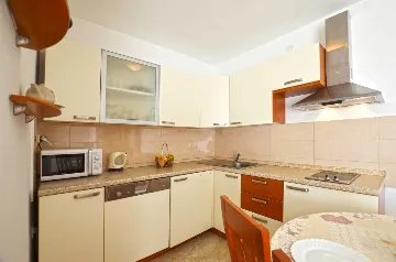 One-Bedroom Apartment with Balcony in Rovinj