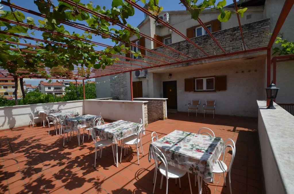 One-Bedroom Apartment with Balcony in Rovinj