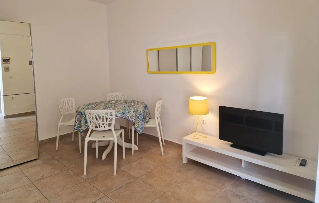 Krk,Njivice, Studio apartman