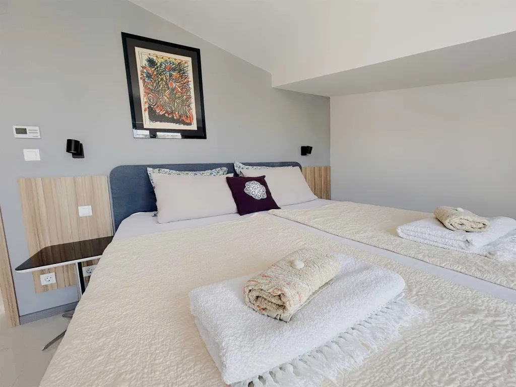 Luksuzan apartman za dvoje s pogledom na more / Zambratija / Umag