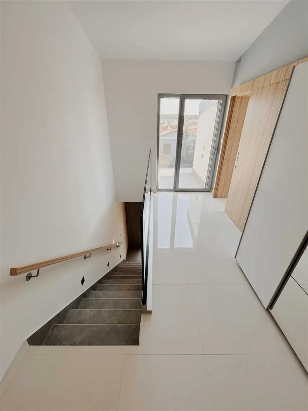 Luksuzan apartman za dvoje s pogledom na more / Zambratija / Umag
