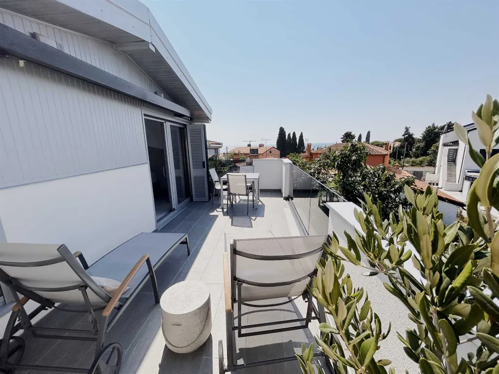 Luksuzan apartman za dvoje s pogledom na more / Zambratija / Umag
