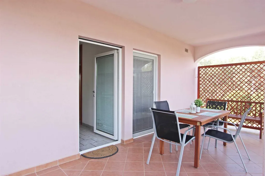 Murter Apartmani Josip 1  2+2