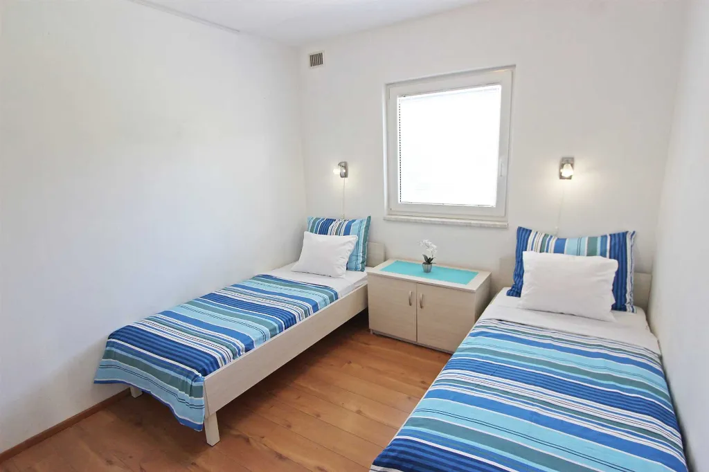 Murter Apartmani Josip 1  2+2