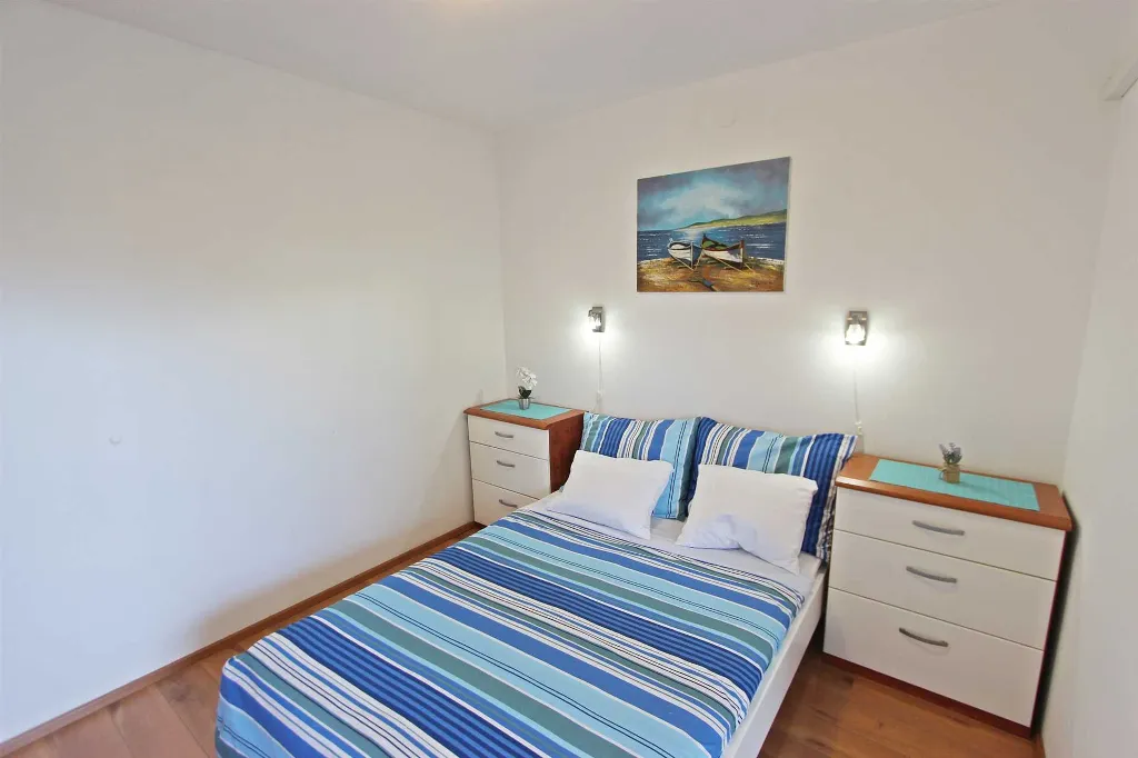 Murter Apartmani Josip 1  2+2