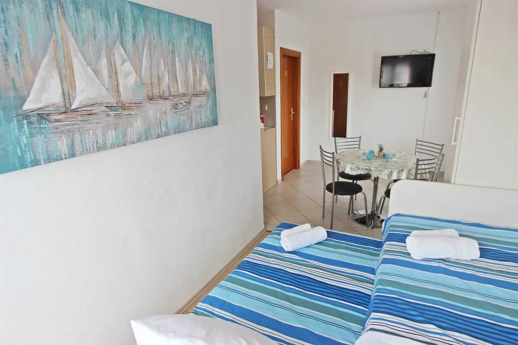 Murter Apartmani Josip 4  2+2