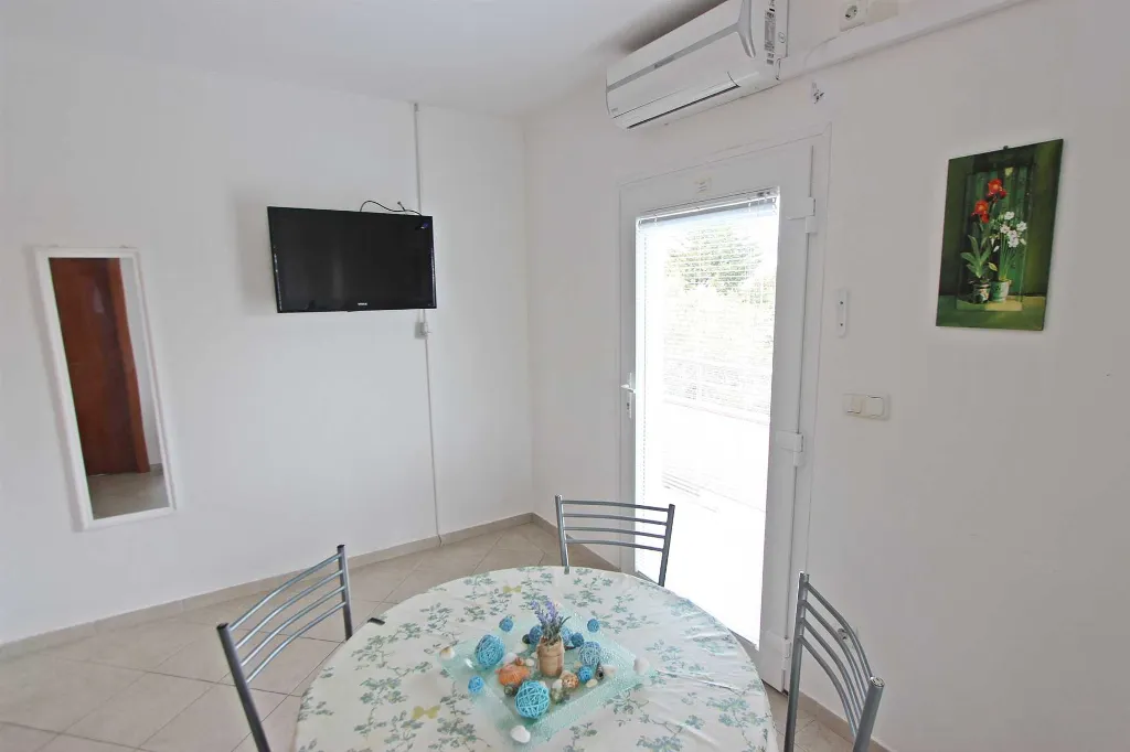 Murter Apartmani Josip 4  2+2