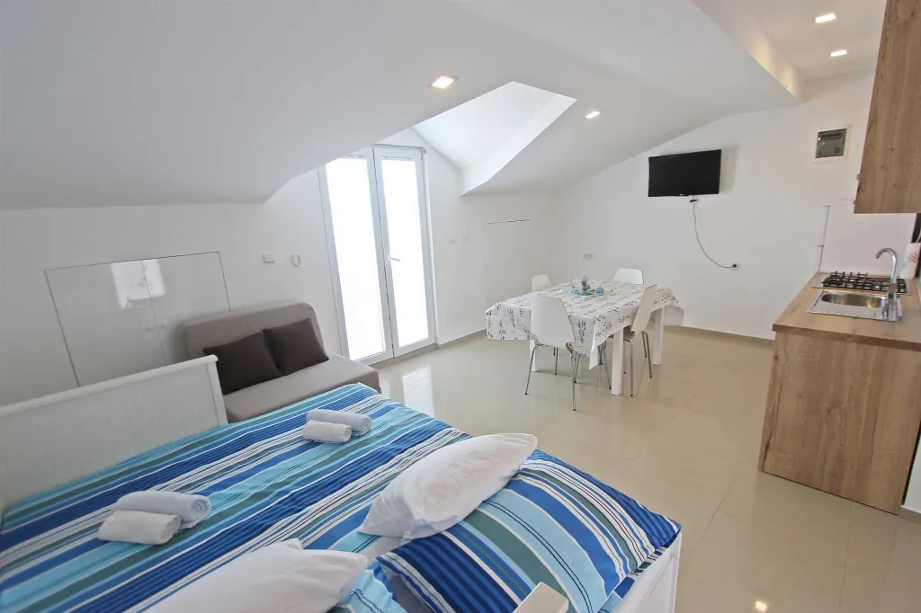 Murter Apartmani Josip 5  2+3