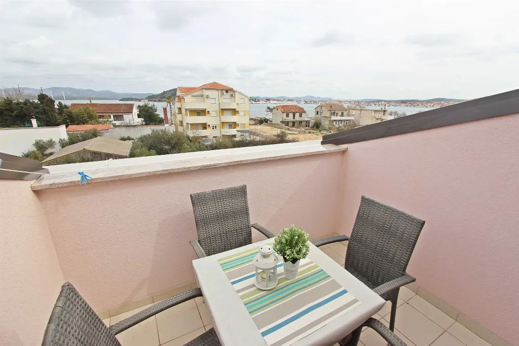 Murter Apartmani Josip 5  2+3