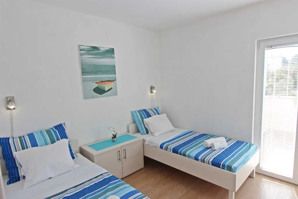 Murter Apartmani Josip 7  2+2