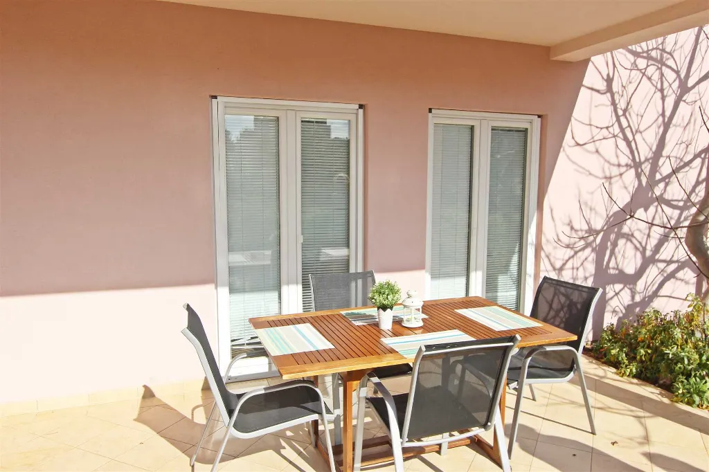 Murter Apartmani Josip 6  2+2