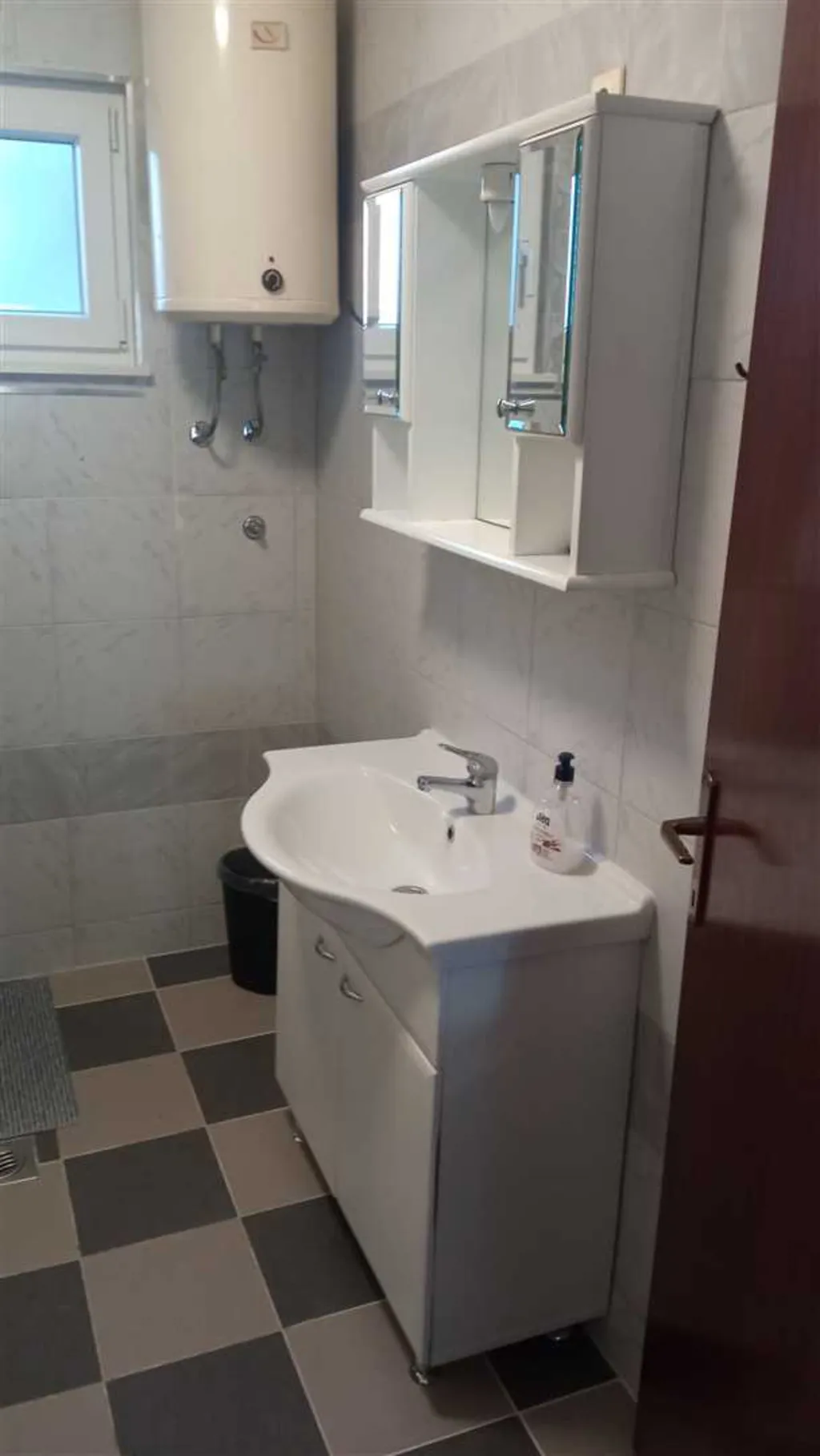 Trosobni apartman otok Pašman (Ždrelac)
