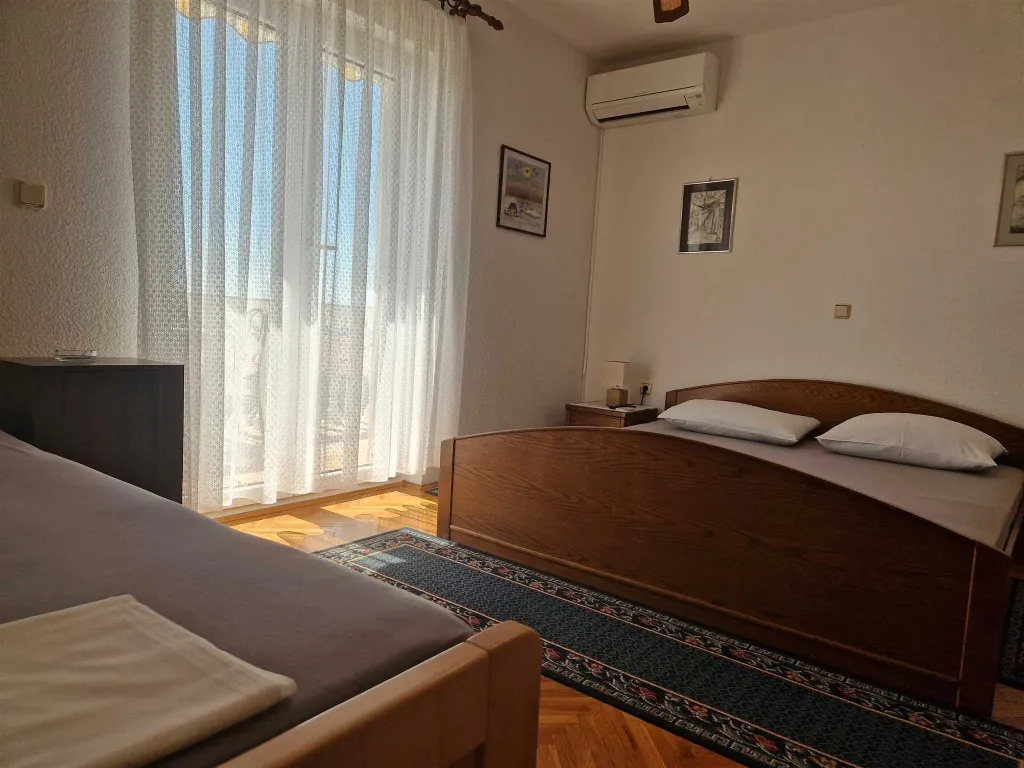 Room for rent in Barbat on Rab (3 persons)