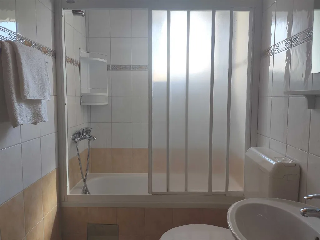 Jednosobni apartman na Rabu s pogledom na more