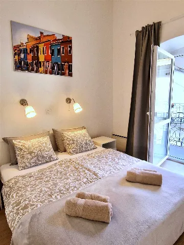 Two-Bedroom Apartment with Balcony in Zagreb