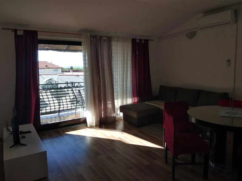 Rental #5777