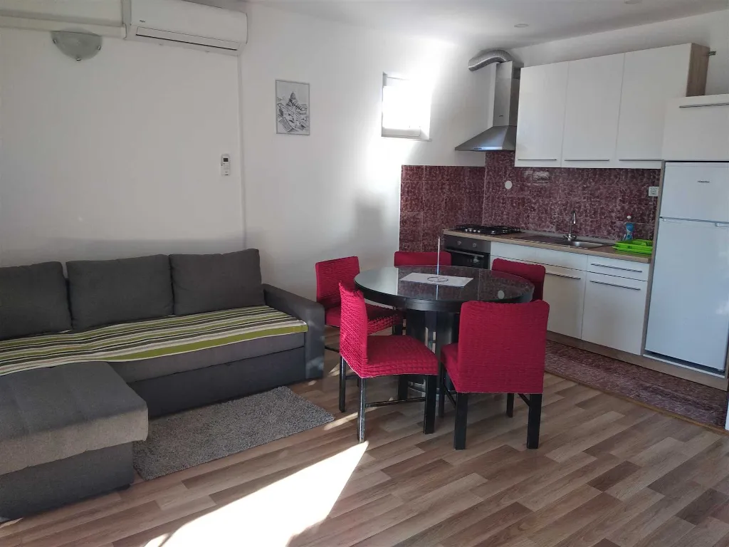 Rental #5777