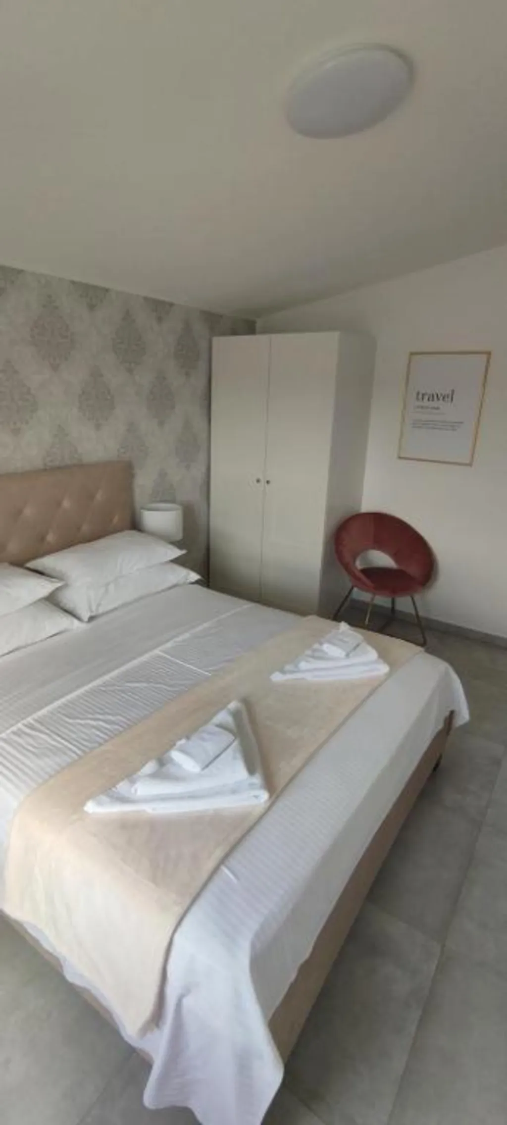 3-Bedroom Apartment in Vir for 8 Guests