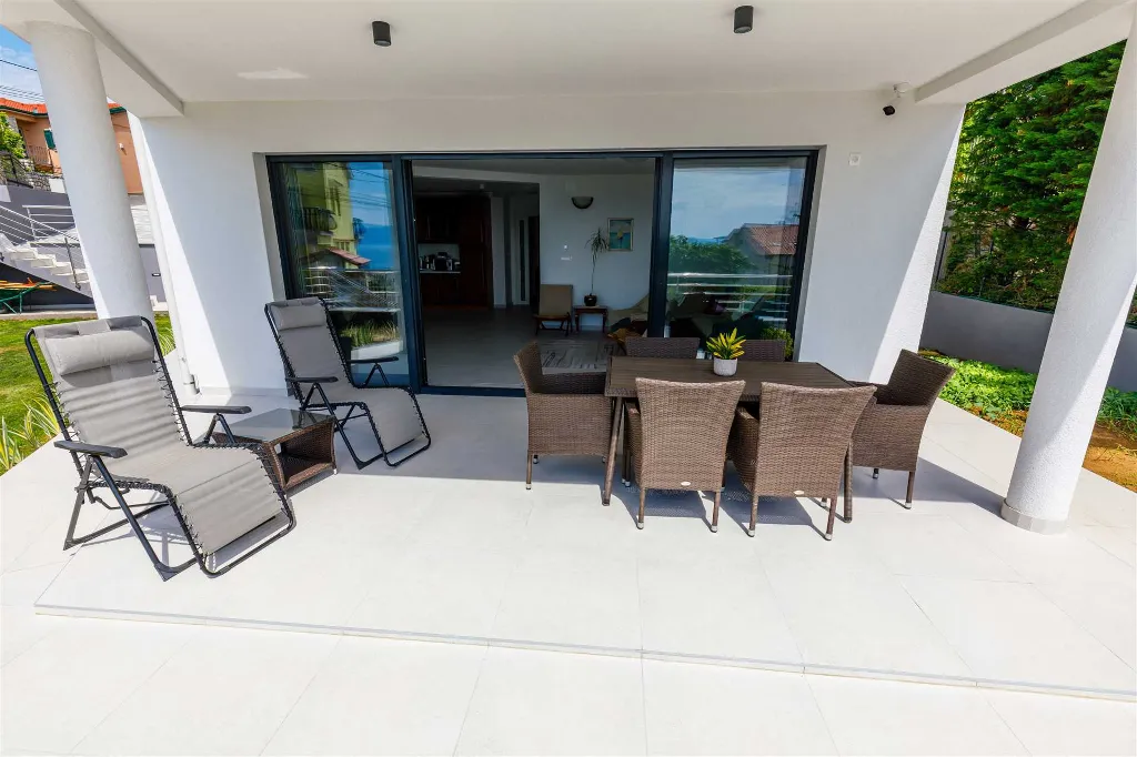 Lux. Apartman Villa M