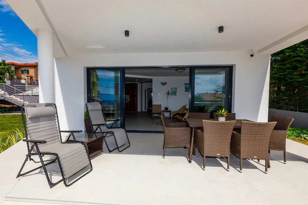 Lux. Apartman Villa M