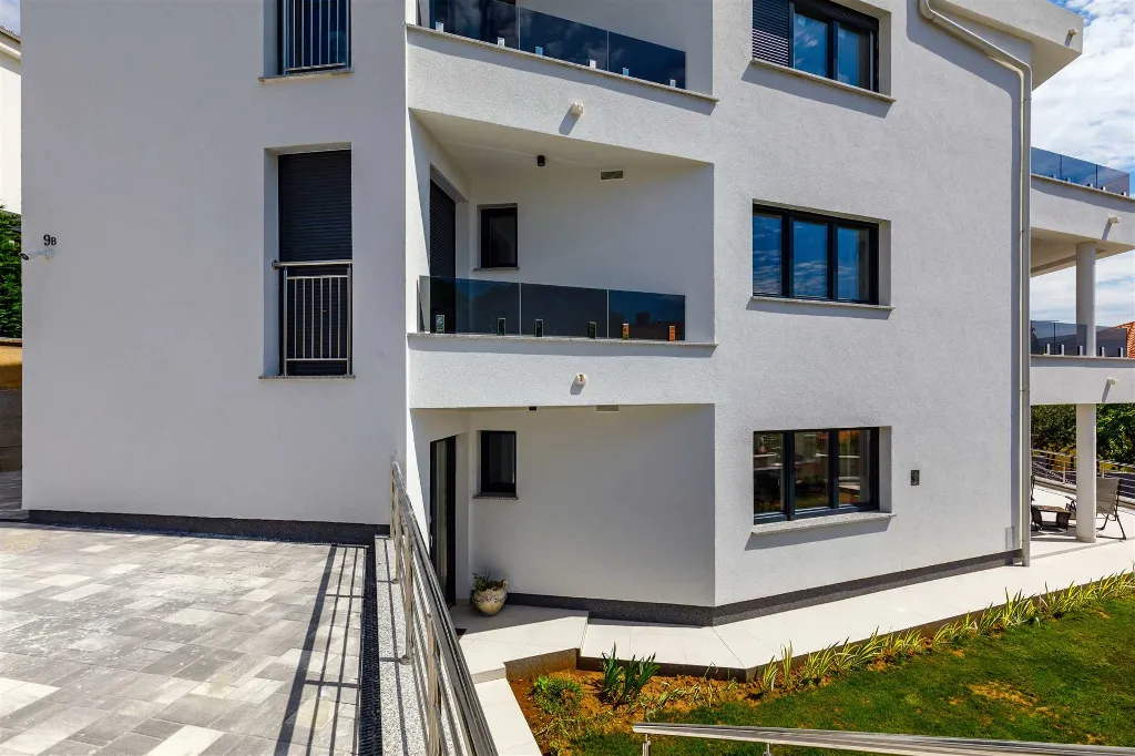 Lux. Apartman Villa M
