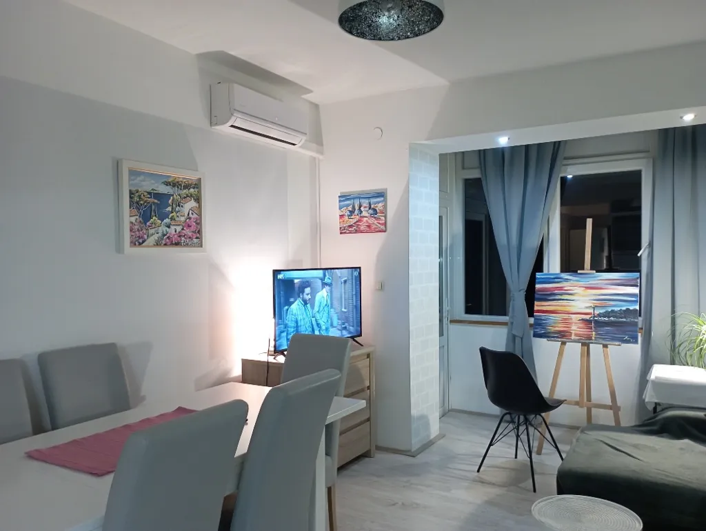 Šibenik Baldekin, apartman (4+0). 15-ak minuta do centra grada