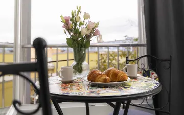 Bright 1-Bedroom Aparthotel in Zagreb for 2