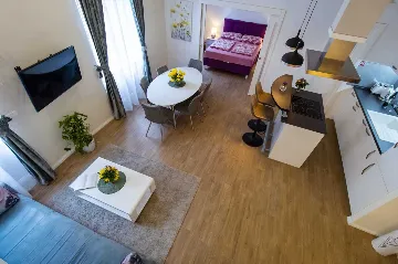 One-Bedroom Apartment in Zagreb for Up to 4